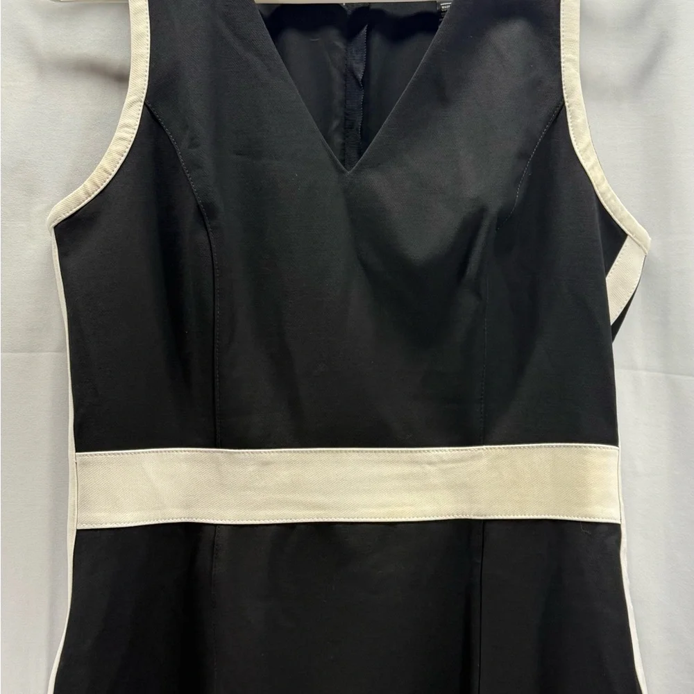 White House Black Market Sleeveless Black and White Dress Size 8 - Picture 3 of 7